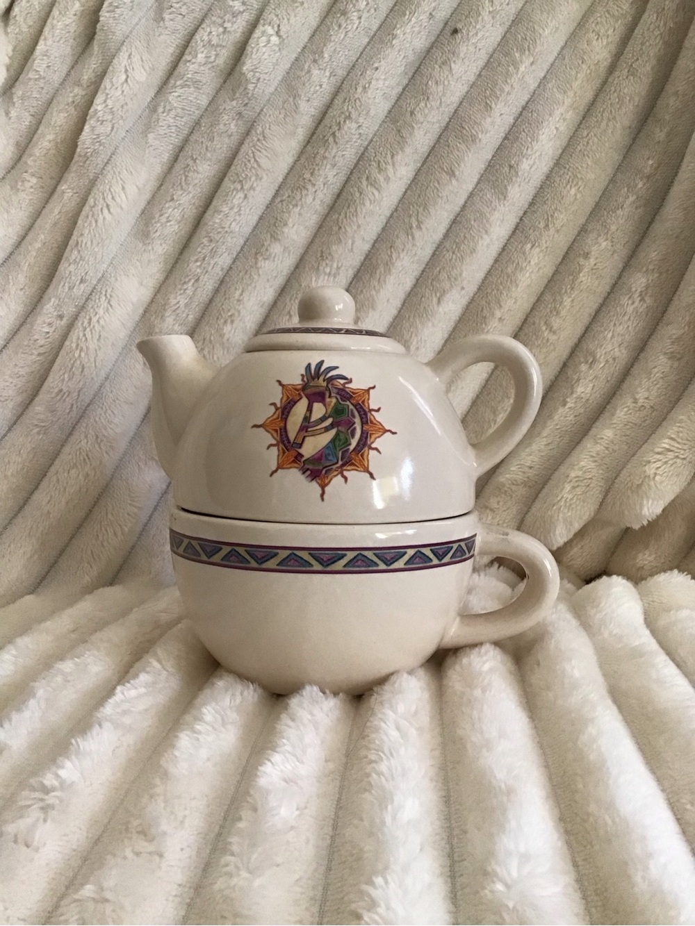 Teapot and Cup Set with Multicolor Sun Design